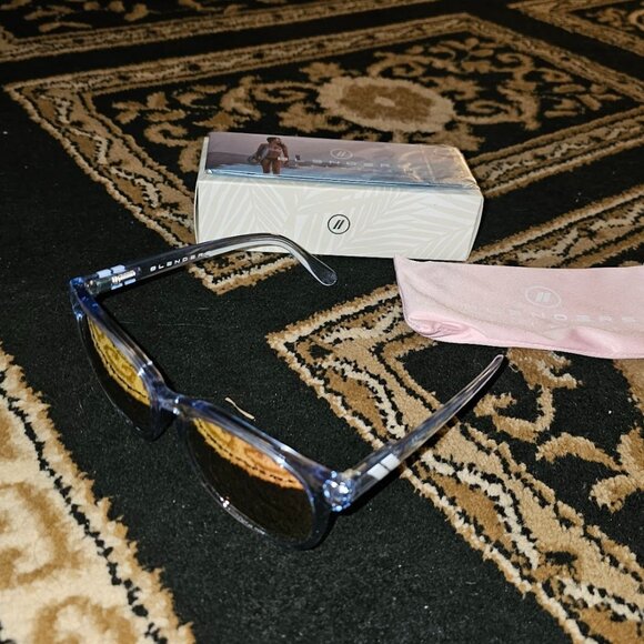 NWOT Blenders Eyewear H Series Pacific Grace Polarized Sunglasses Womens - Picture 6 of 9